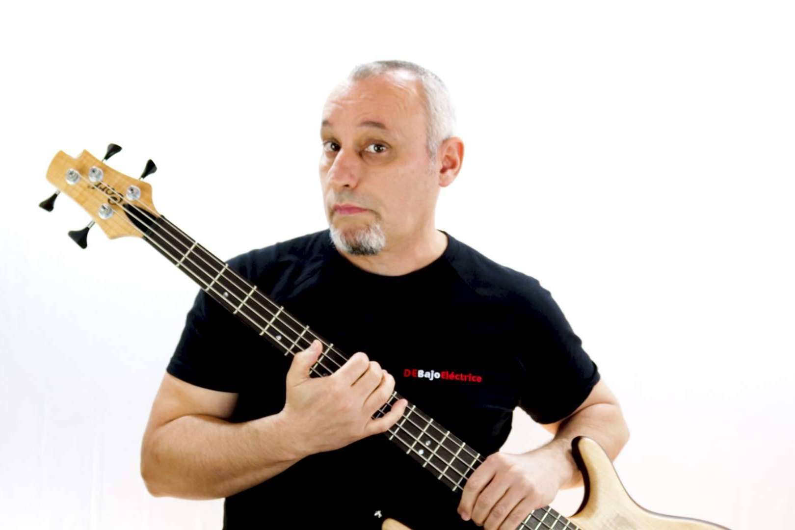 Clases de bajo eléctrico