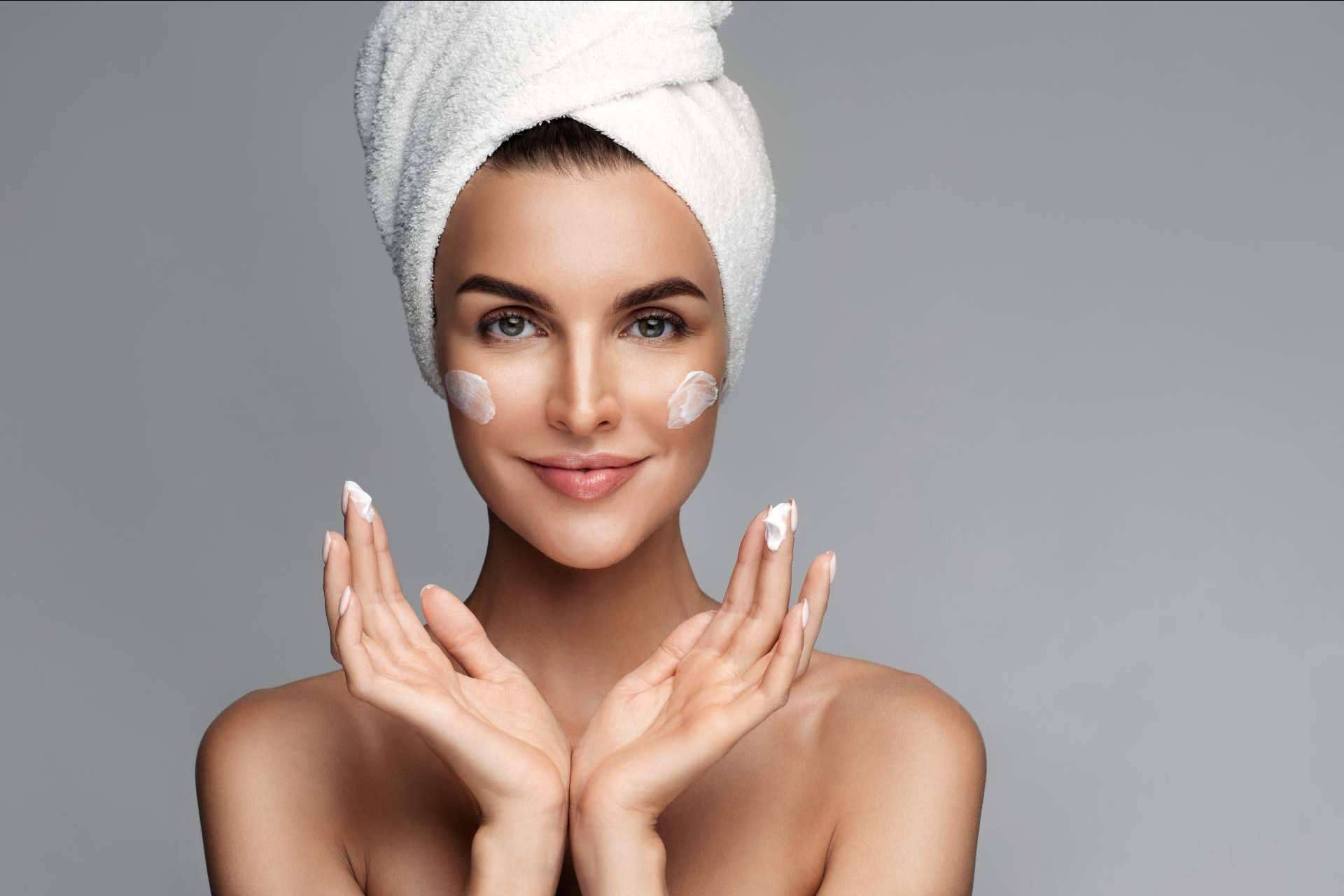Piel perfecta y cuidada con la cosmética de alta gama de Farmacias Top