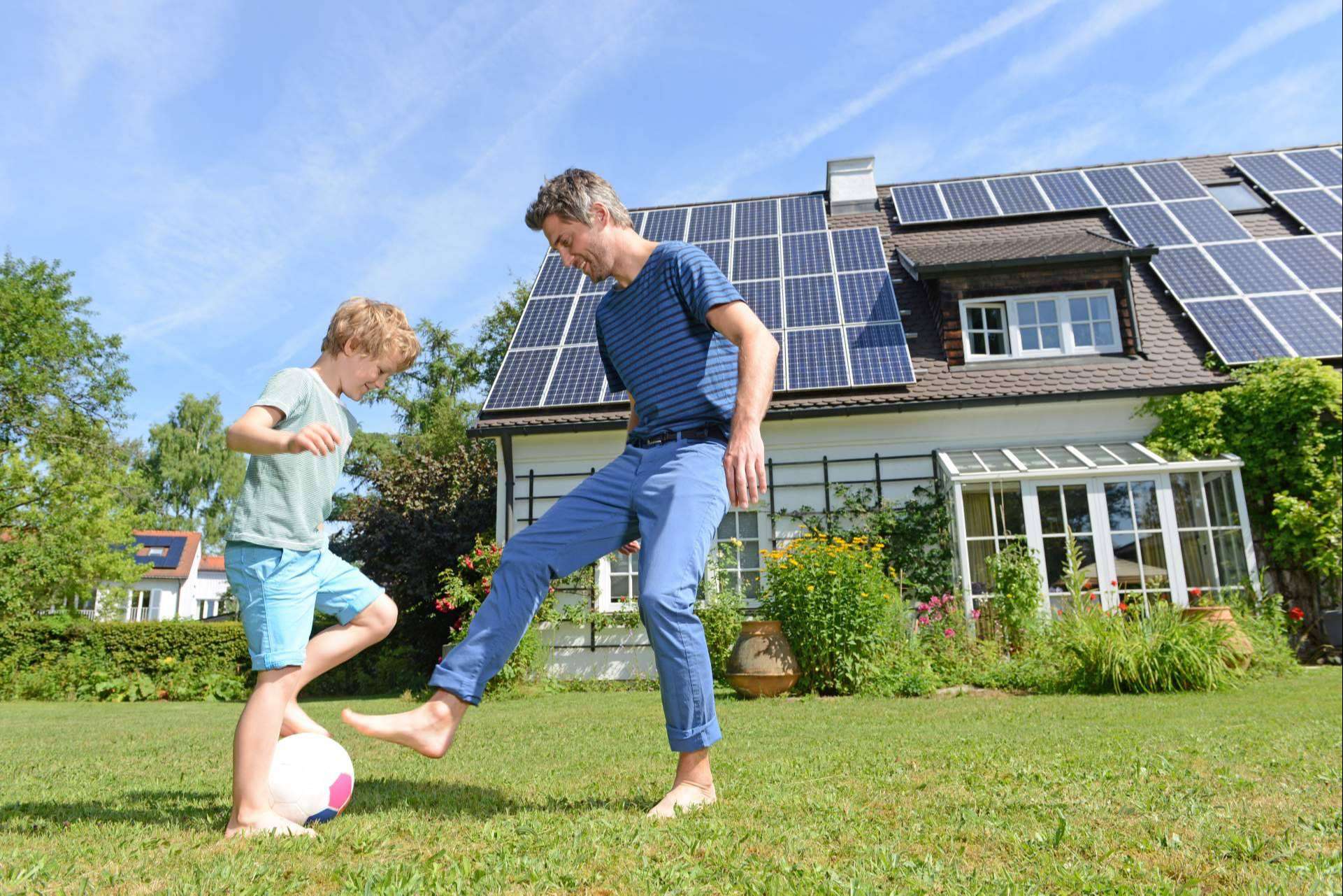 ¿Paneles solares o placas térmicas? ¿Son lo mismo? La asesoría de SolarEnergy.bio