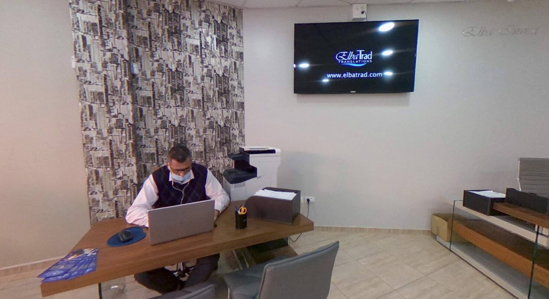 El servicio vital para extranjeros en España: traducción de documentos legales de la mano de la empresa Elba Trad