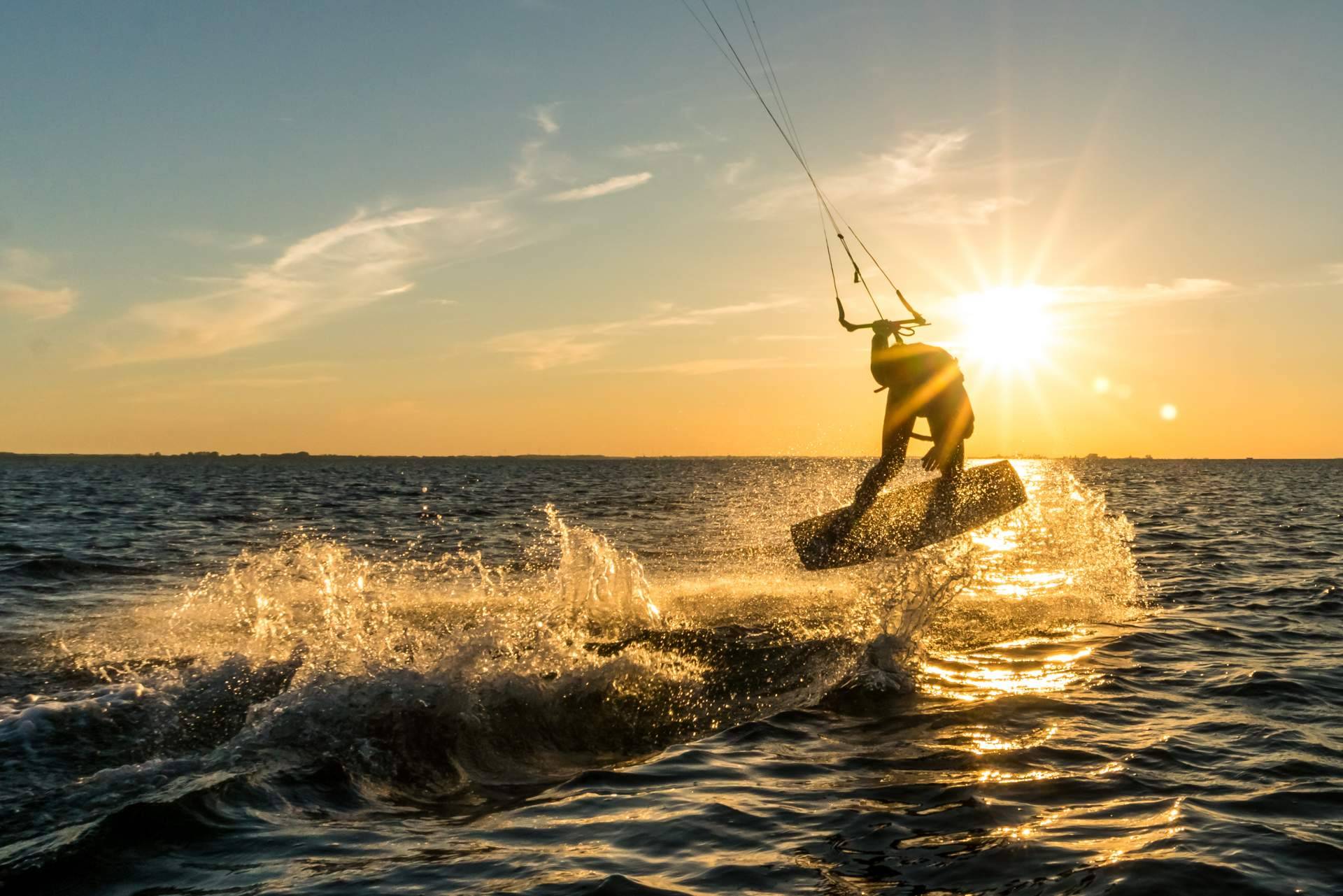 La escuela de kitesurf de Tarifa y su curso de up-wind y cambio de dirección: 3Sixty Kite School