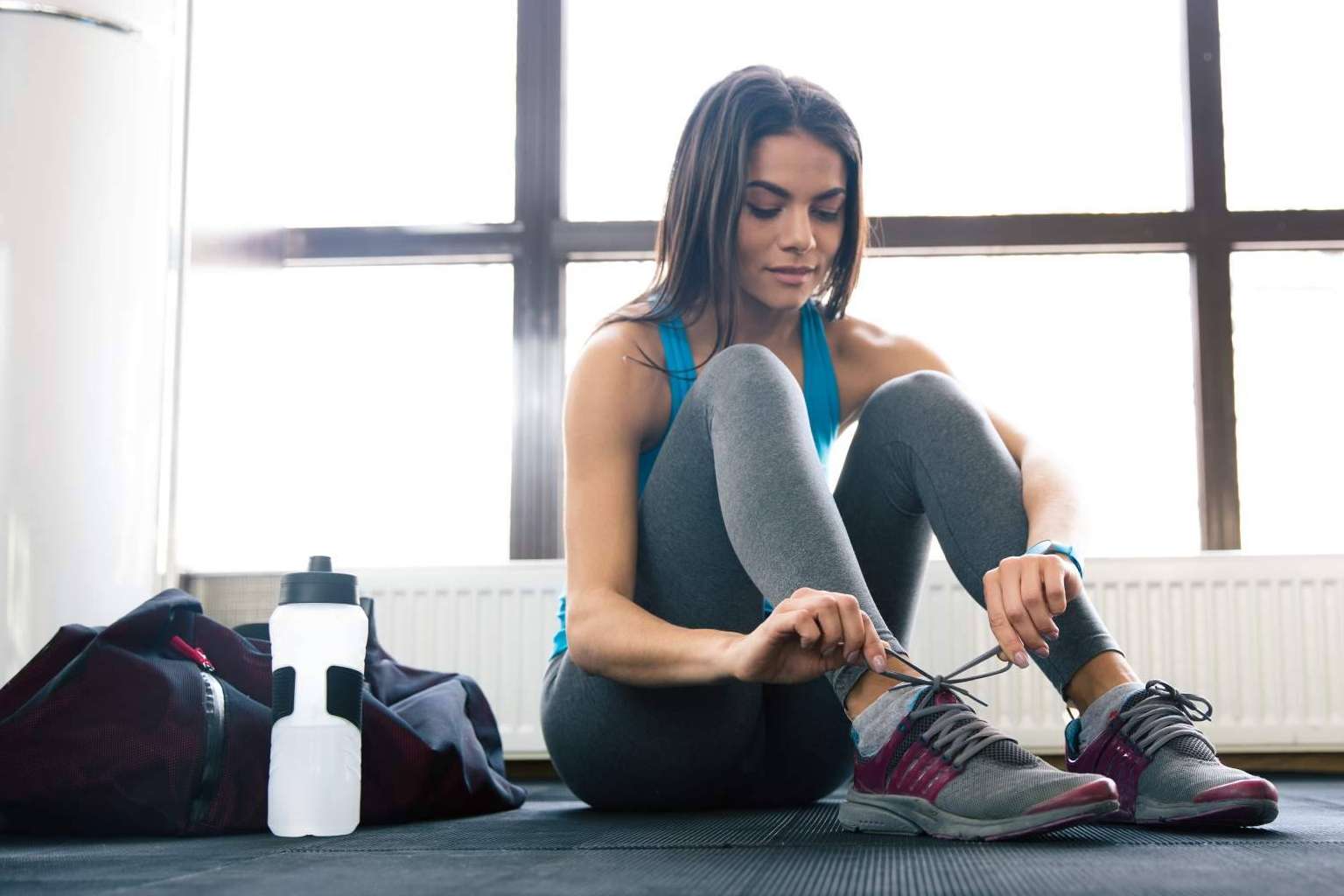 Las ventajas y características de los centros de entrenamiento Rencoach respecto a los gimnasios lowcost
