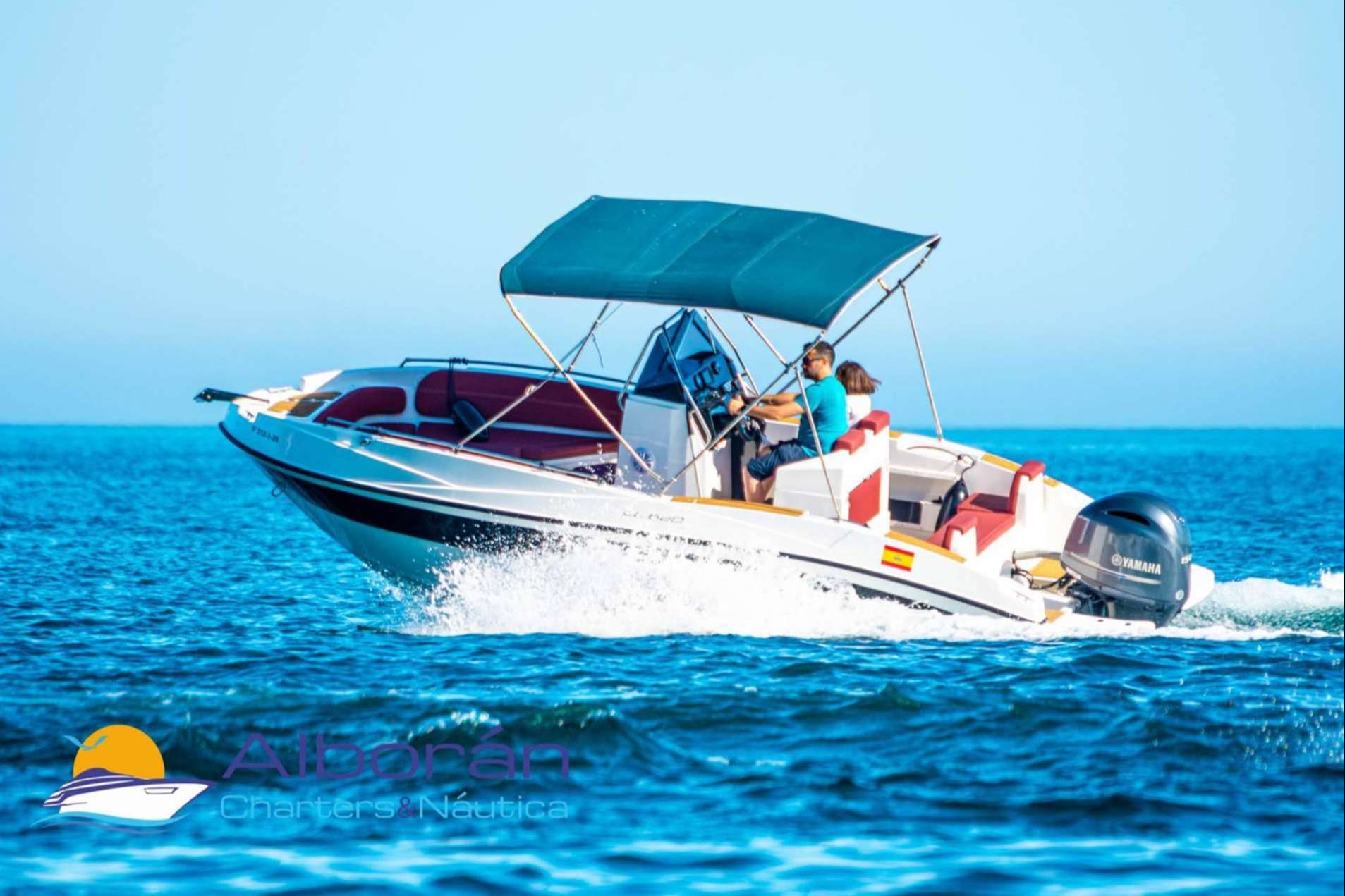 Alboran Charters: los paseos en barco se pueden disfrutar durante todo el año