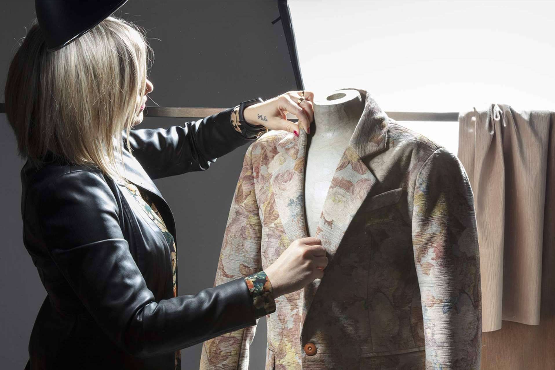 Rioma es una compañía dedicada a la fabricación textil utilizando materiales sostenibles