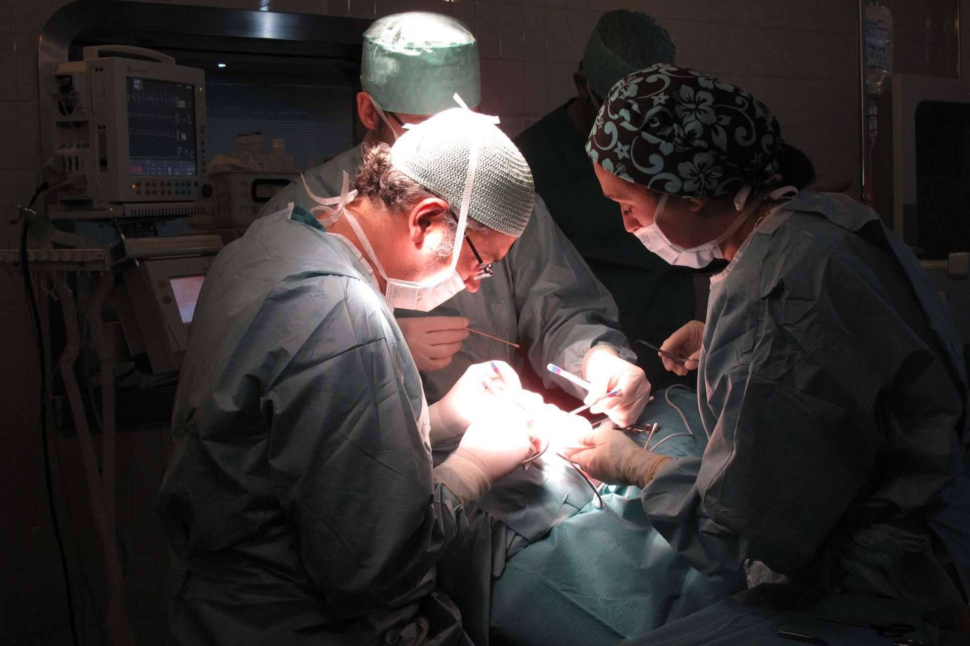 Procedimientos de remodelación corporal con el Dr. Jorge Planas