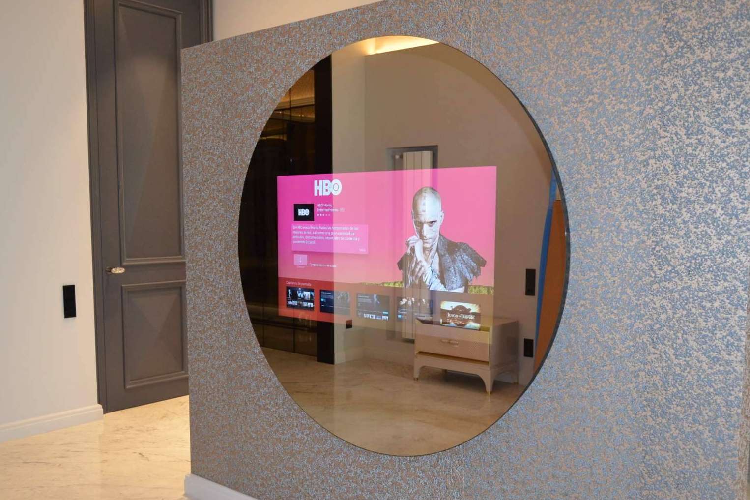 Conocer la inteligencia ambiental con Duriglass y sus modelos como el Smart Mirror