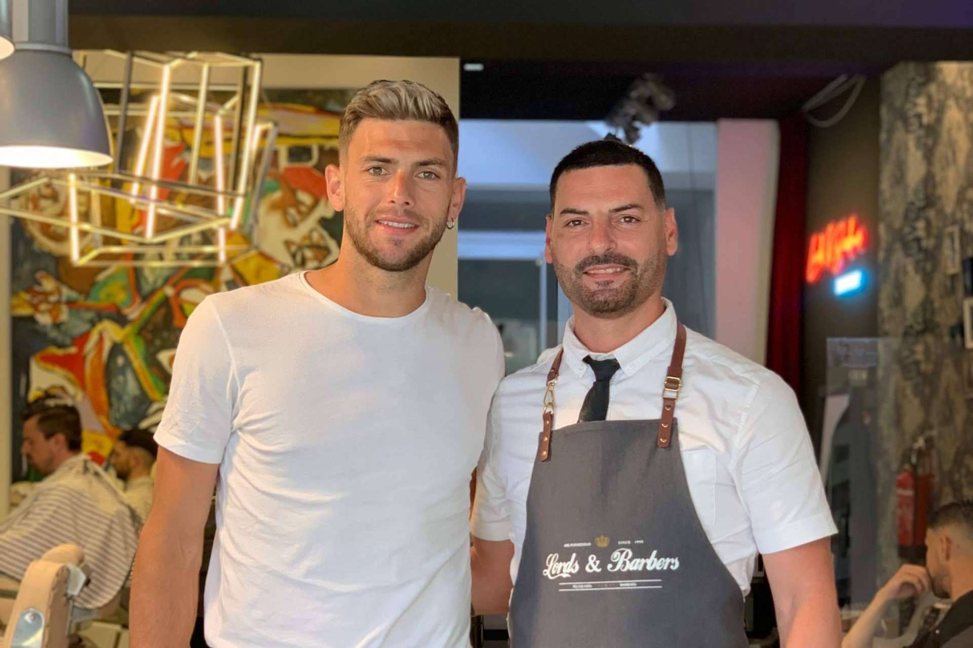 Lords & Barbers ha peinado a algunos de los jugadores de fútbol que han marcado tendencia