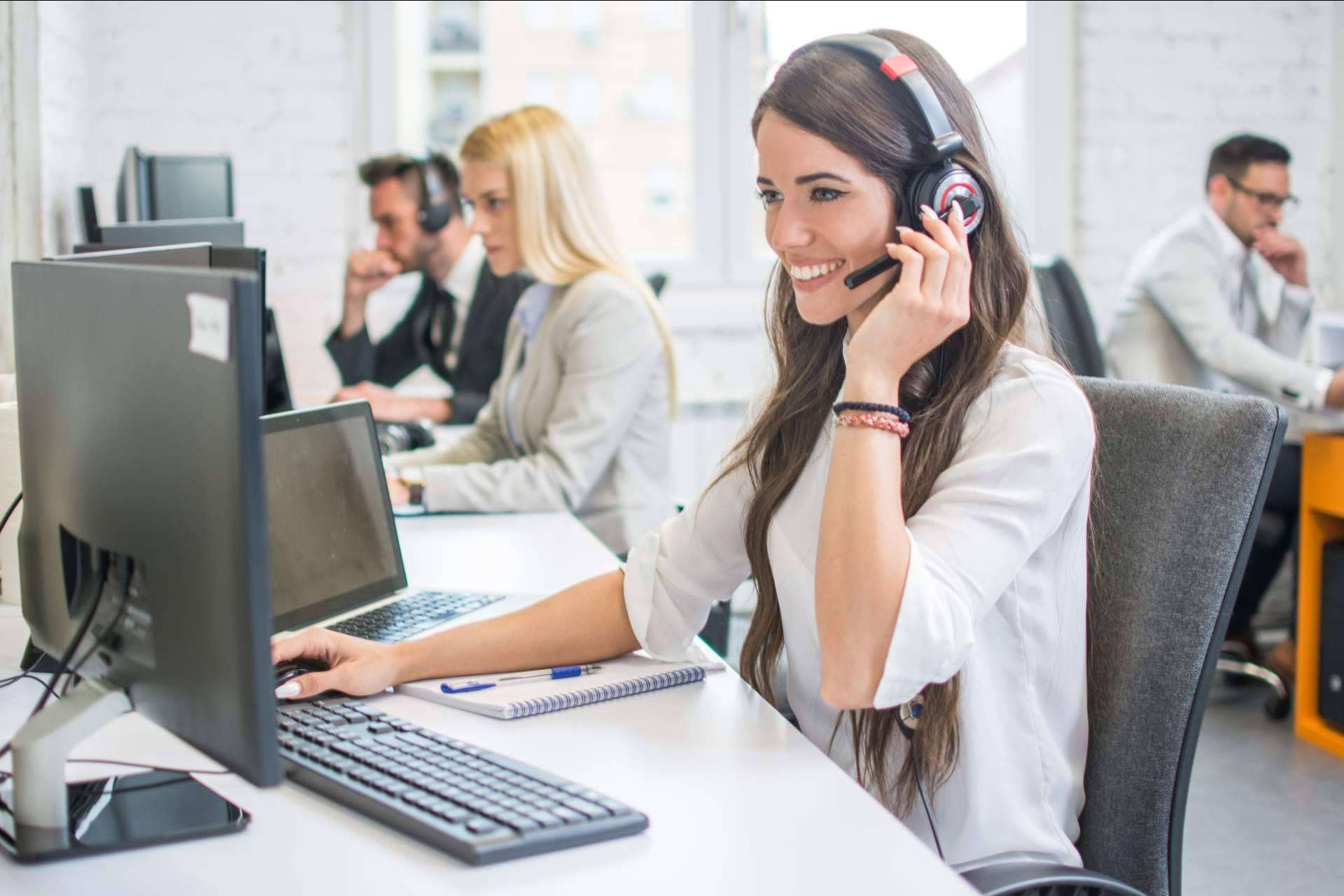 La empresa Sosmatic recalca la necesidad de poner voz a los clientes en el soporte técnico Help Desk L1 y L2, atención al cliente y servicios BPO