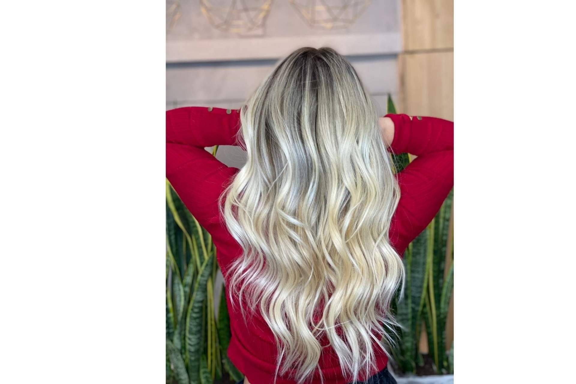 Rubios perfectos llenos de naturalidad en tendencia gracias al DIM Salón