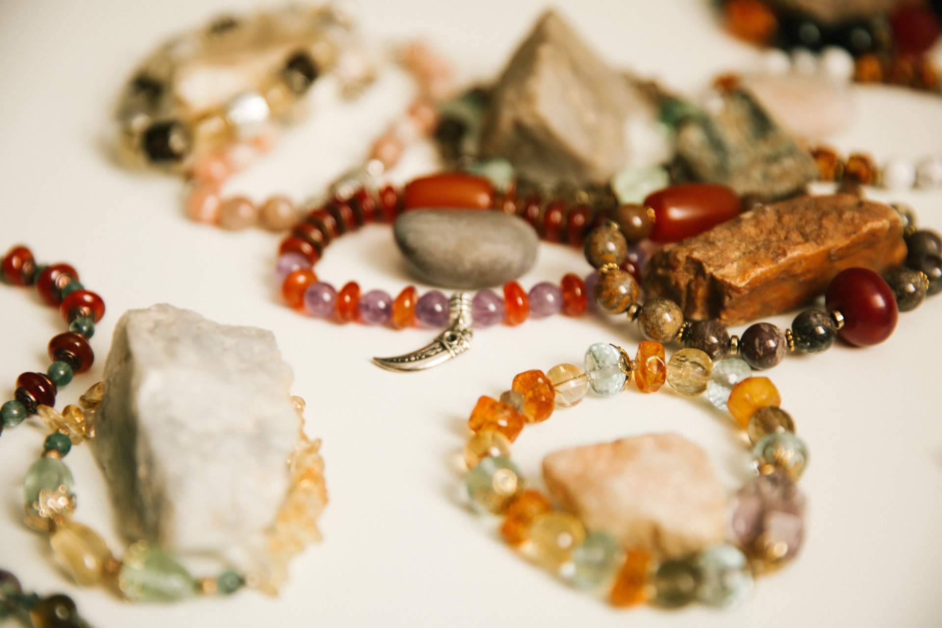 Las pulseras de piedras energéticas de Tierra de Gemas