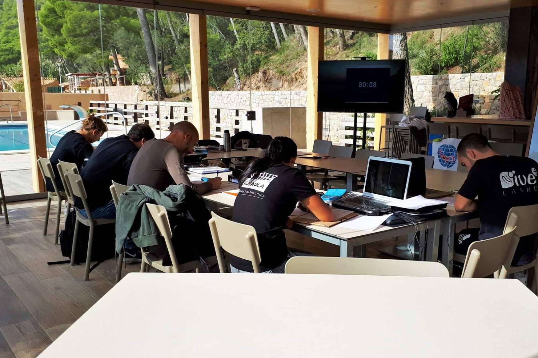 ¿Por qué cursar ahora la formación de Instructor de buceo PADI?, por Miguel Coll
