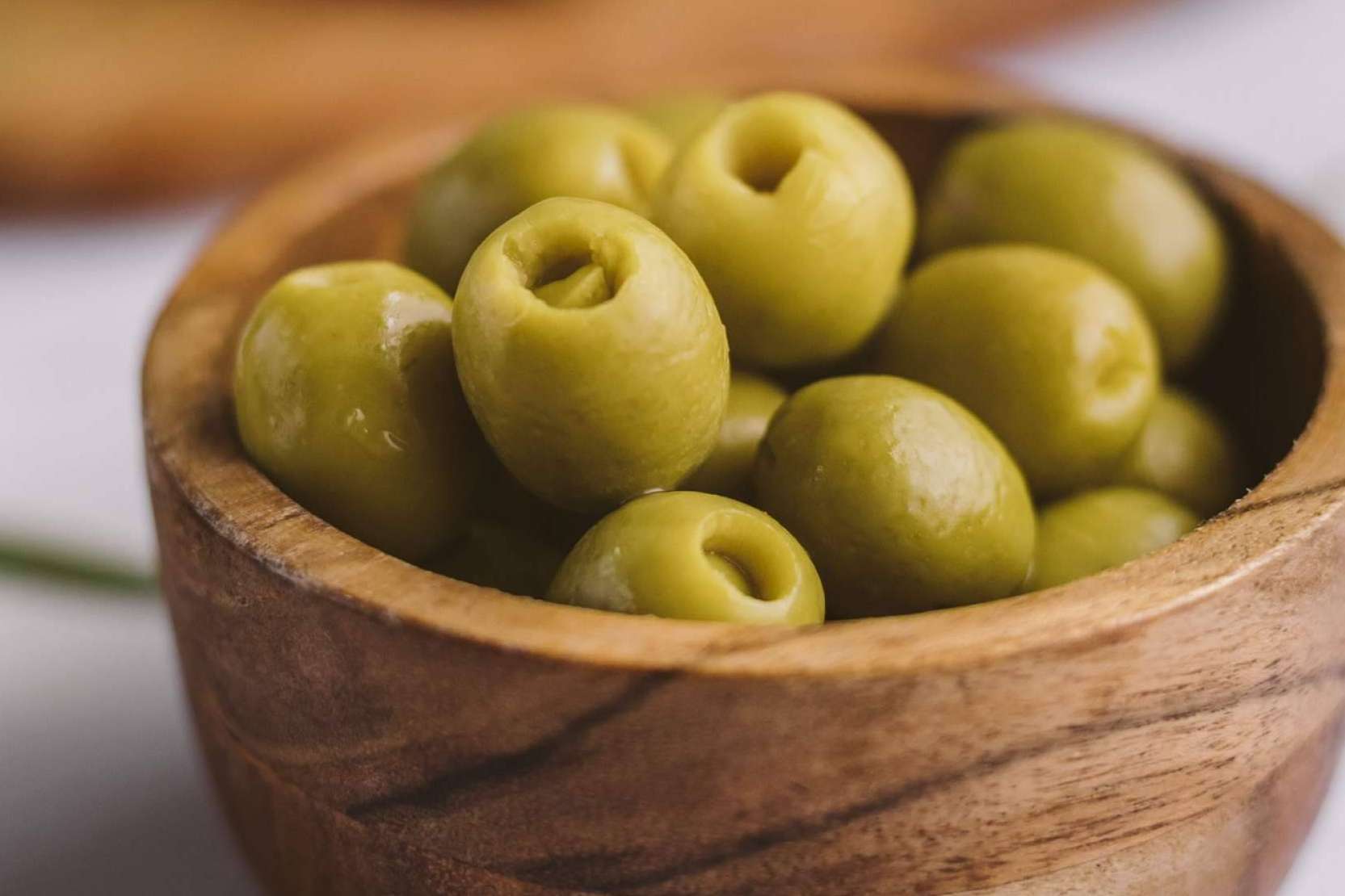 Ventajas del consumo de aceitunas con anchoas, de la mano de Karina