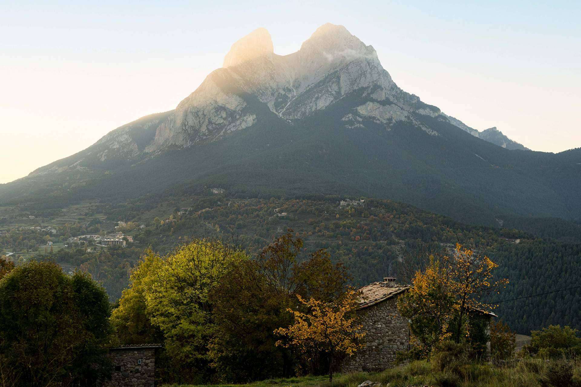 Realizar una escapada en otoño al Camping Repòs del Pedraforca