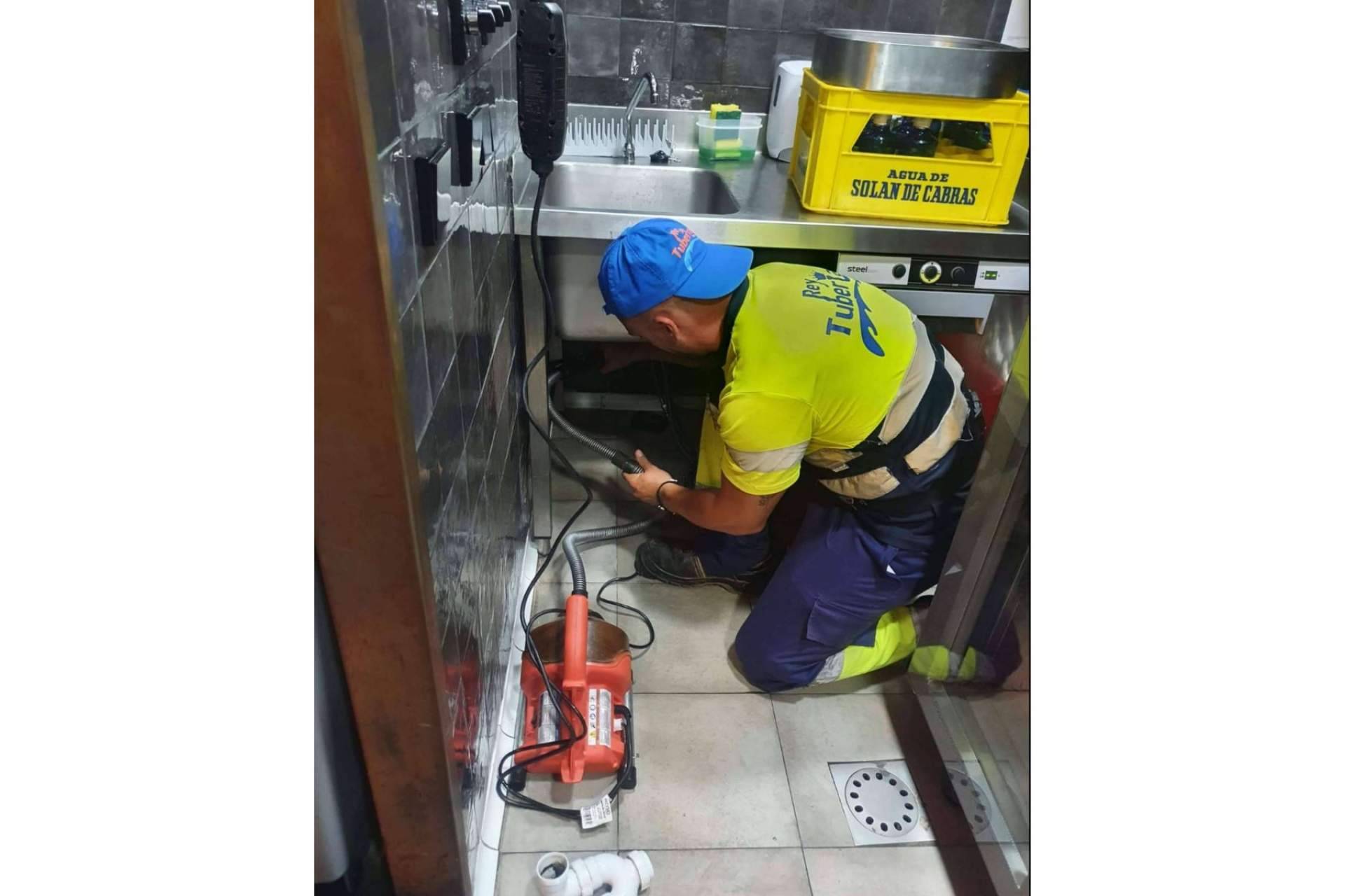 Los servicios de desatoro en Málaga de Rey Tuberías