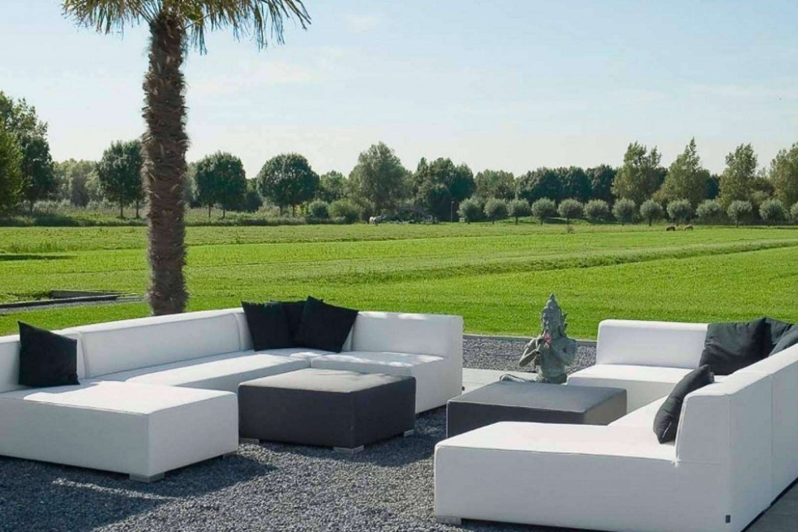 Adquirir muebles de hostelería en Muebles Exterior