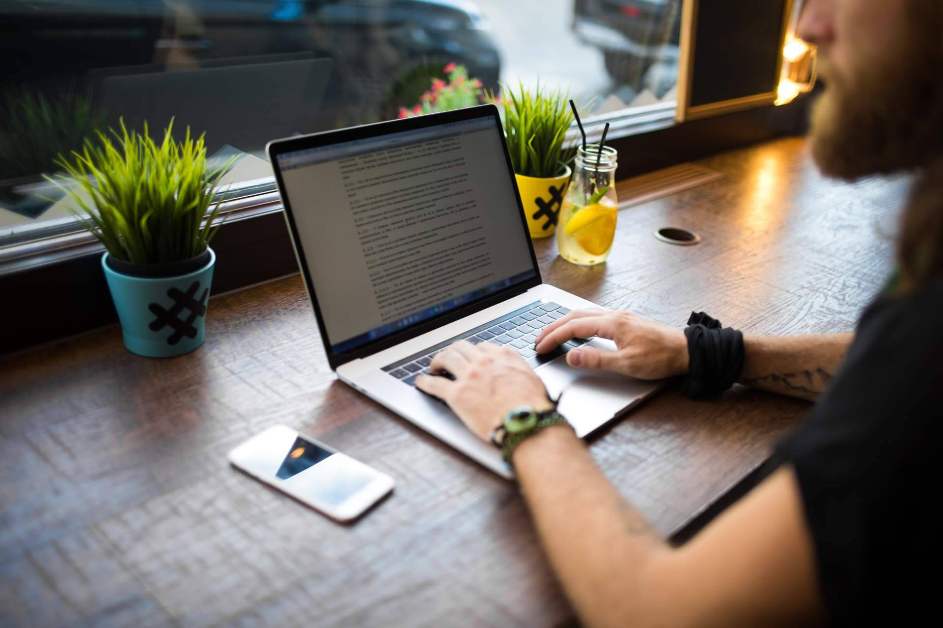 La importancia del copywriting para vender más a través de un embudo de venta, por Ana Raquel Torres