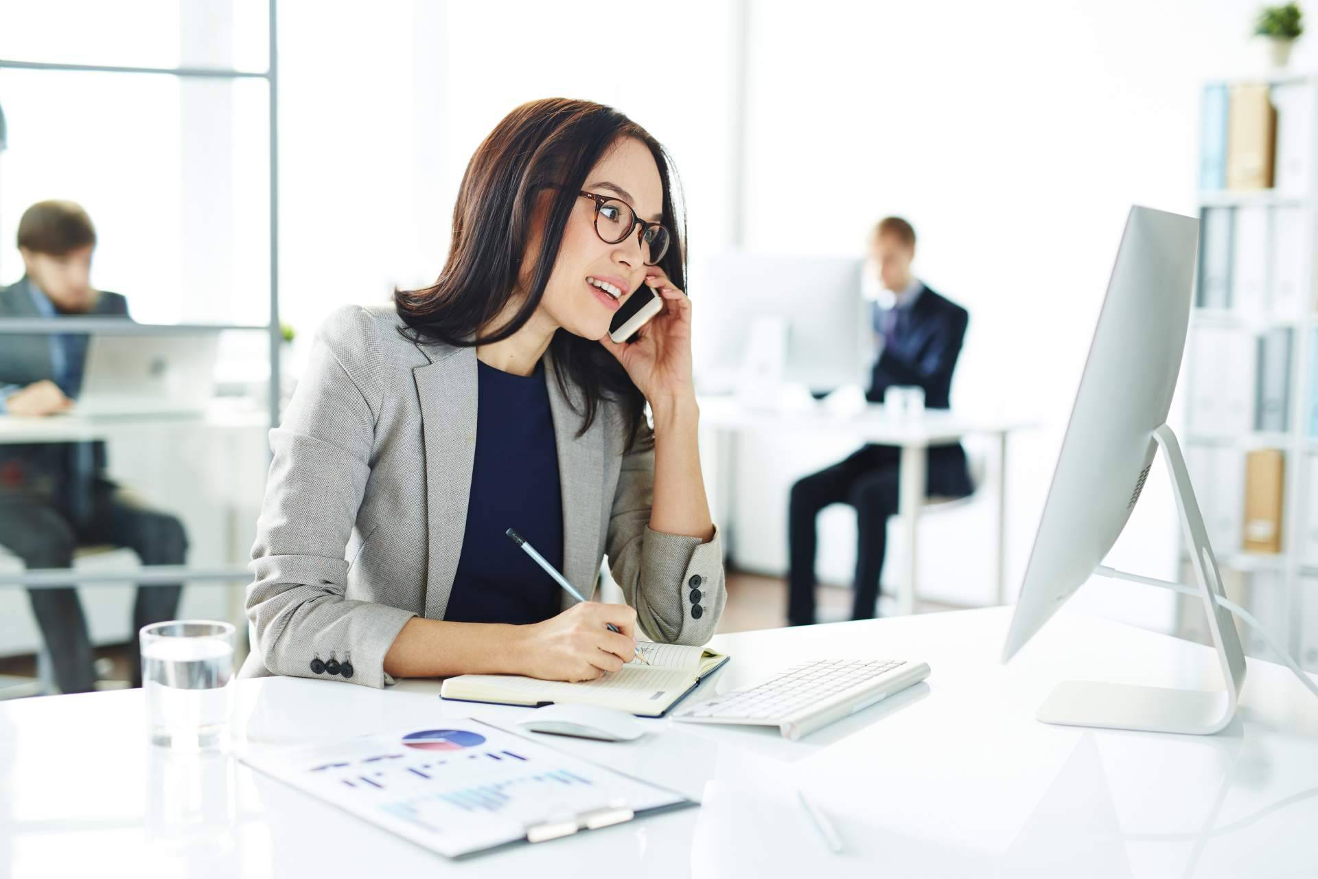 ¿Cuáles son las ventajas de realizar los trámites de extranjería y contabilidad online?, por Entre Trámites