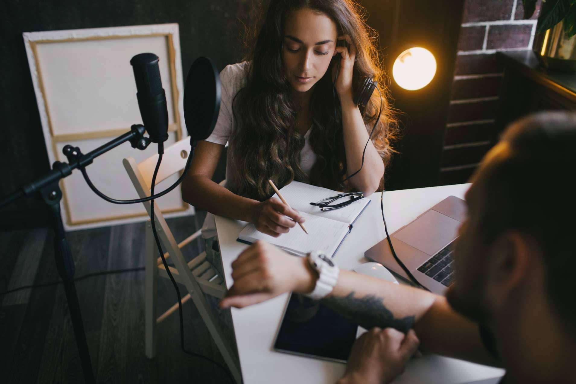Las entrevistas en pódcasts son importantes para construir su autoridad y credibilidad