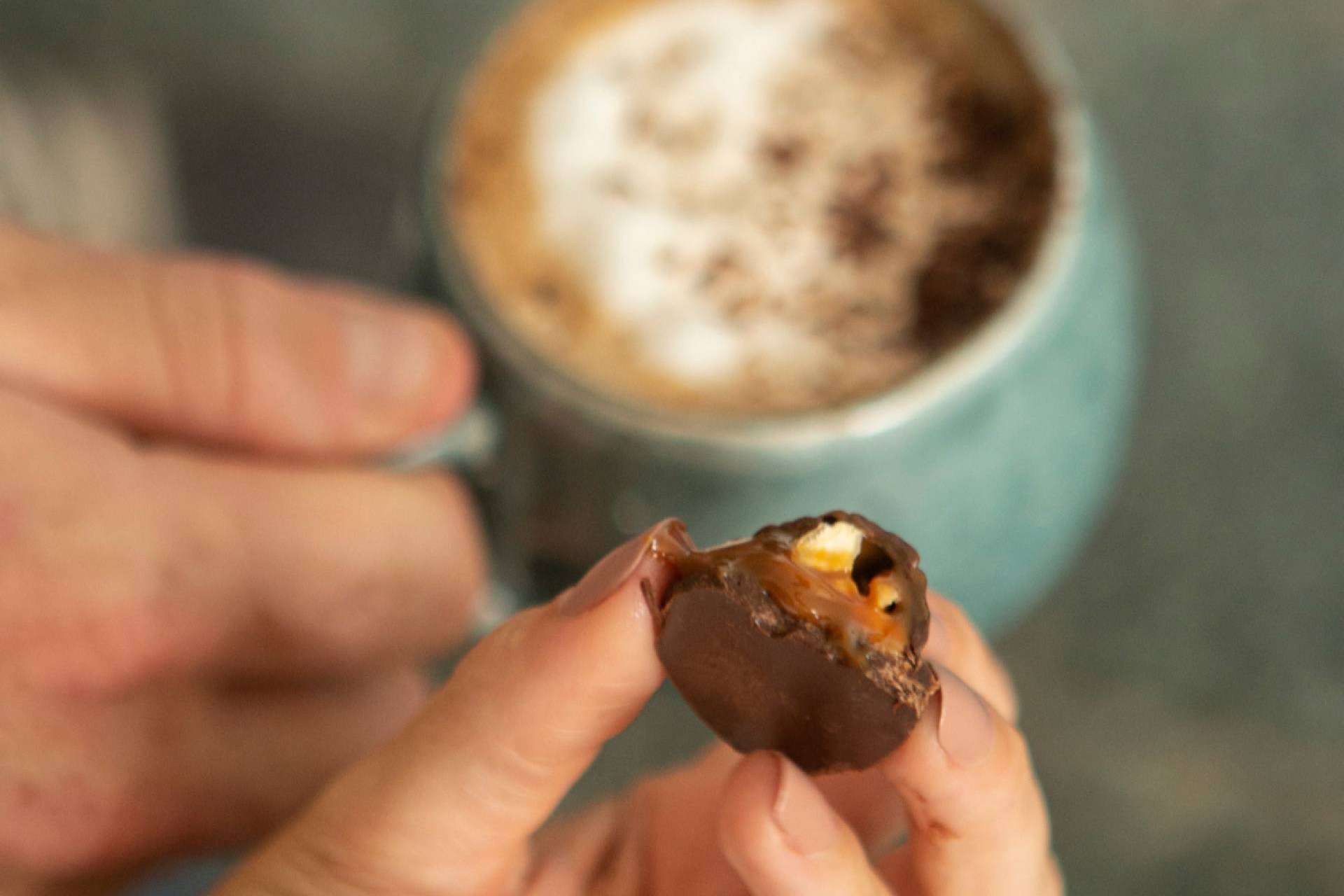 La nueva marca de bombones de chocolate con forma de nuez cada vez más aclamada en Europa, Nuche