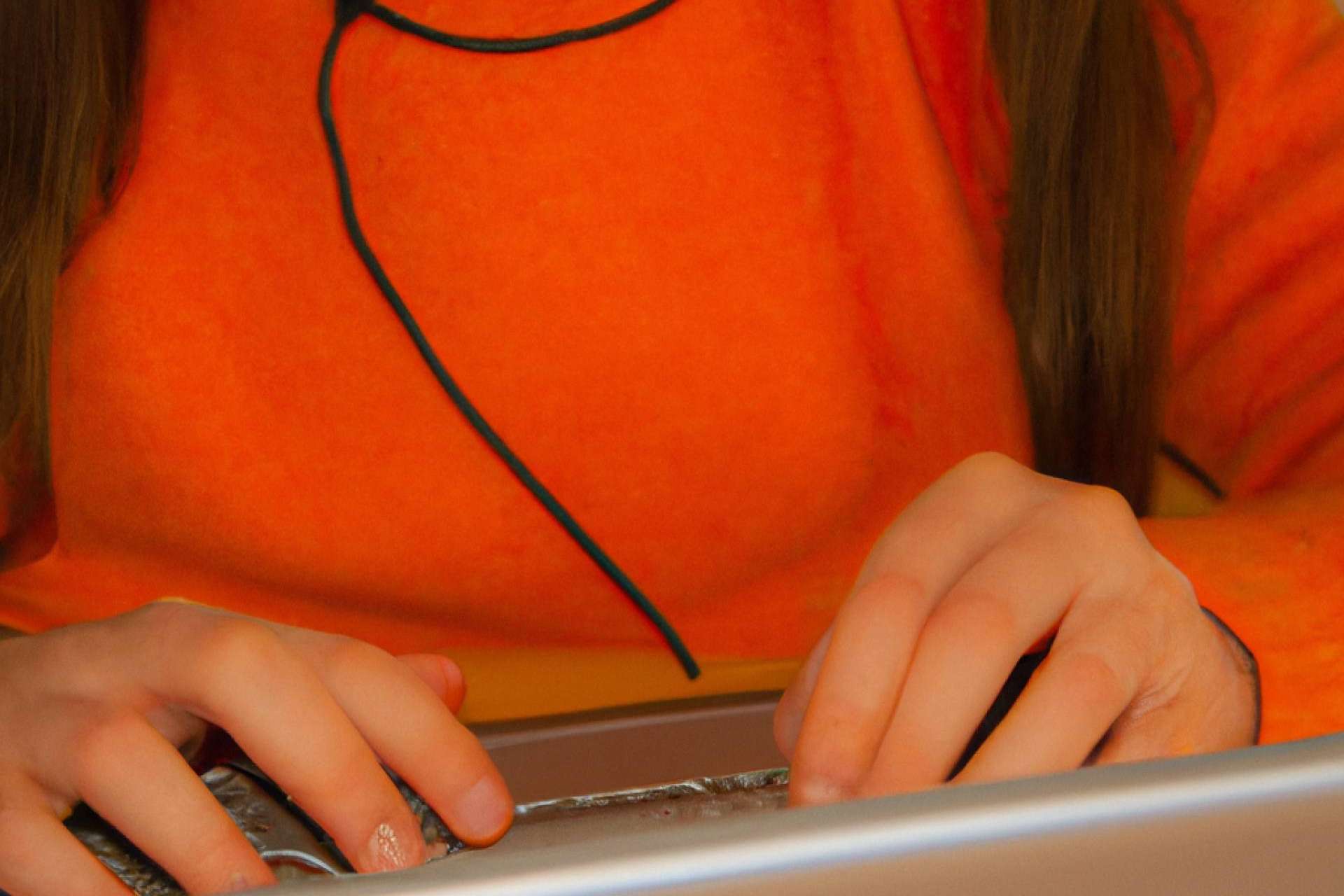 ¿Cuáles son las habilidades digitales que se evalúan en la prueba acTIC?