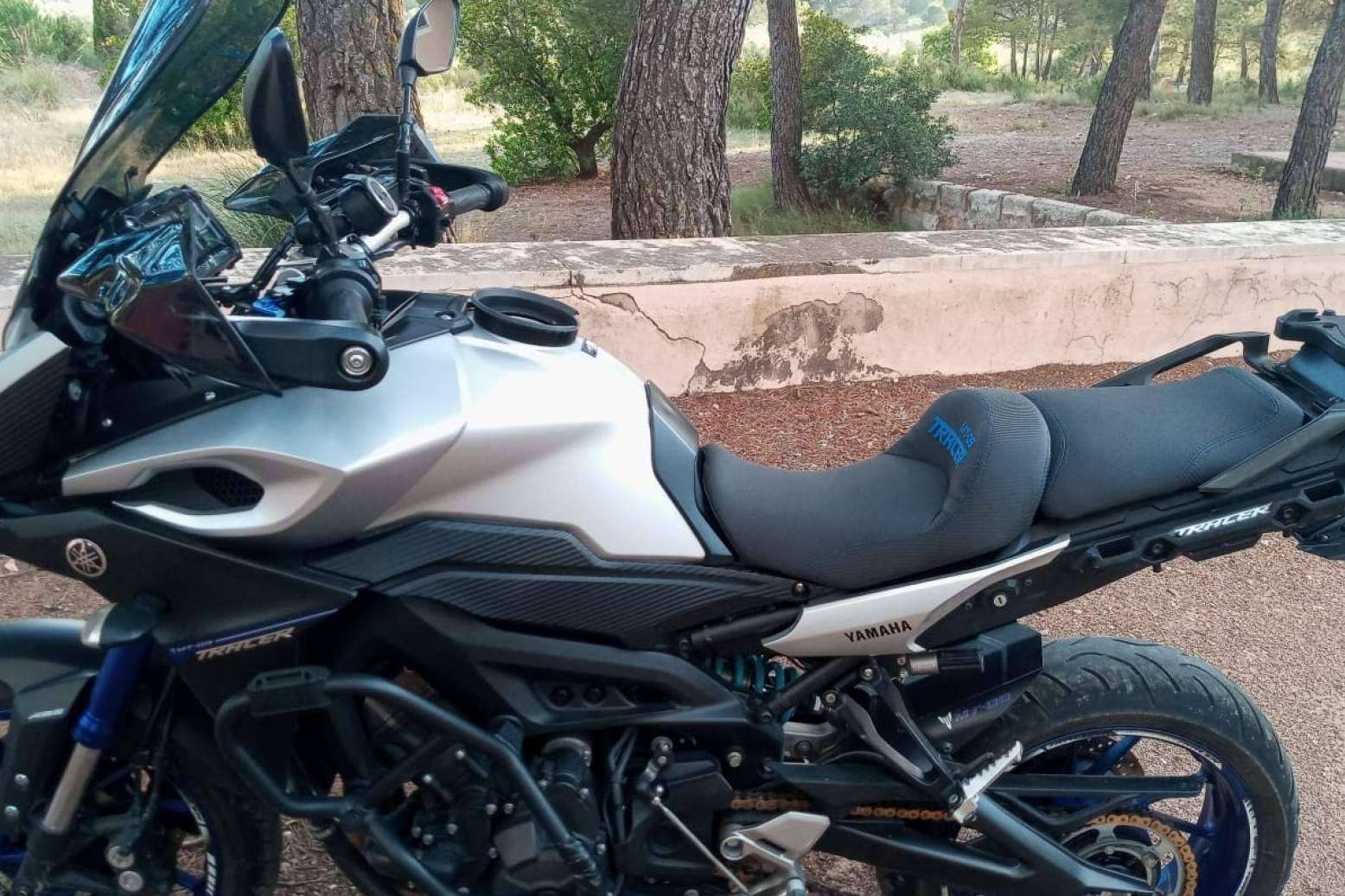 Mejorar la experiencia del conductor con los asientos de moto cómodos de JM-FUNDAS