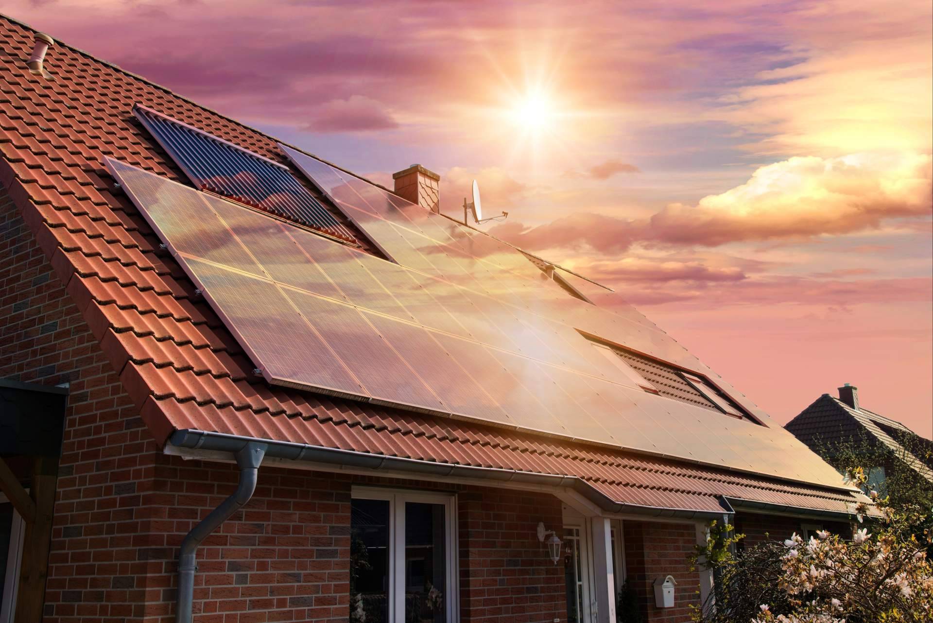 Placas solares en espacios reducidos, ¿es posible su instalación?