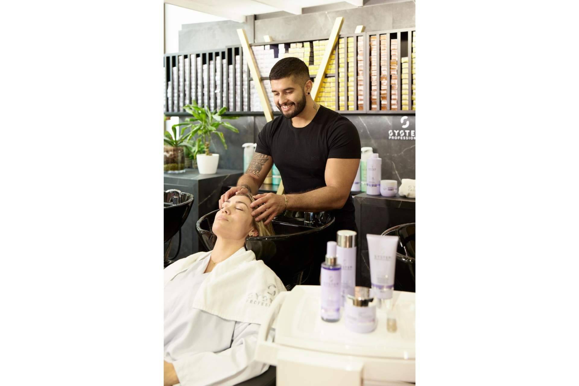 Pablo Bogado y System Professional lanzan Luxe Blond, la innovadora línea de cuidado para un rubio perfecto