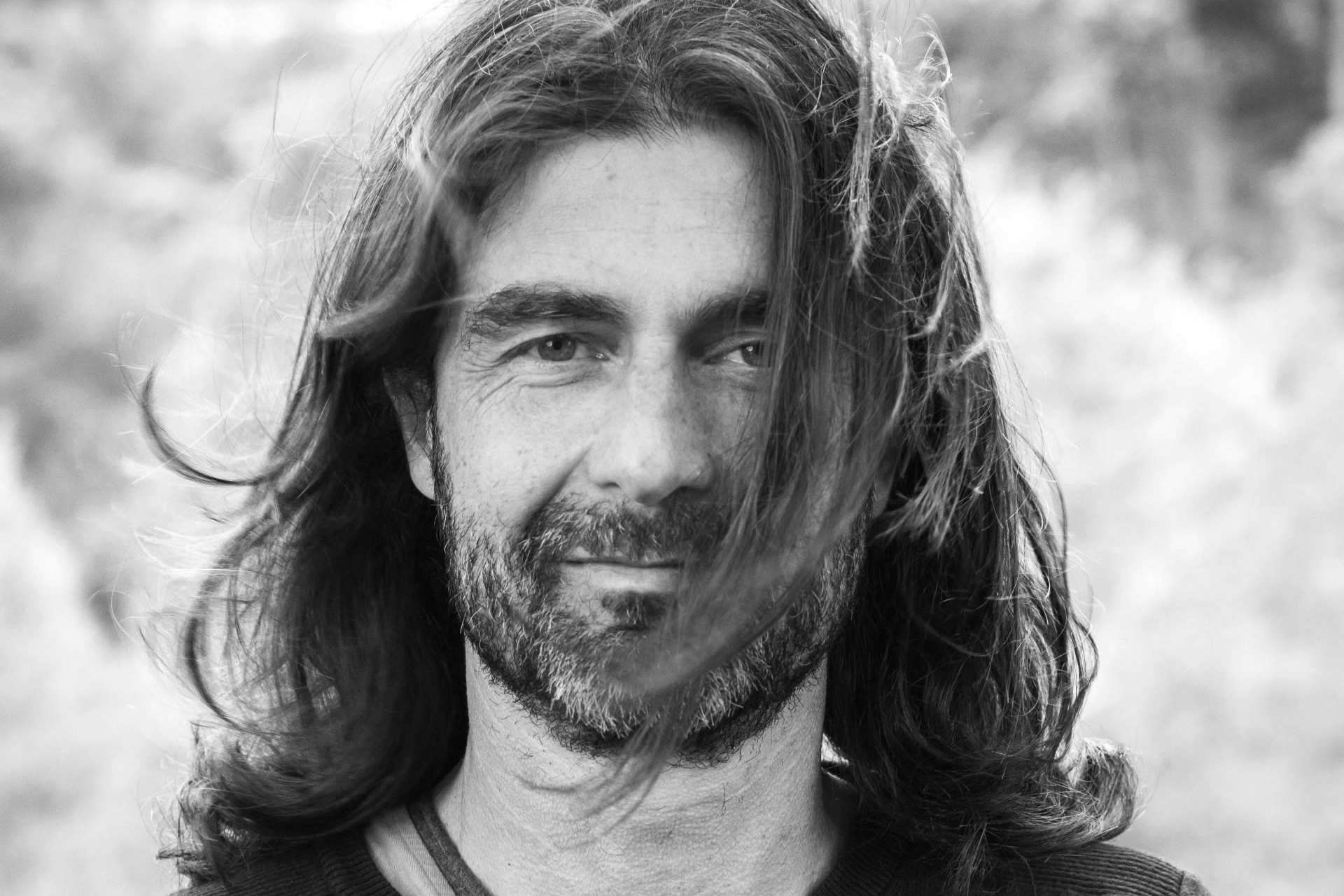 Vicen Montserrat. Un camino a la reconexión con la propia esencia a través de la bioenergética integrativa