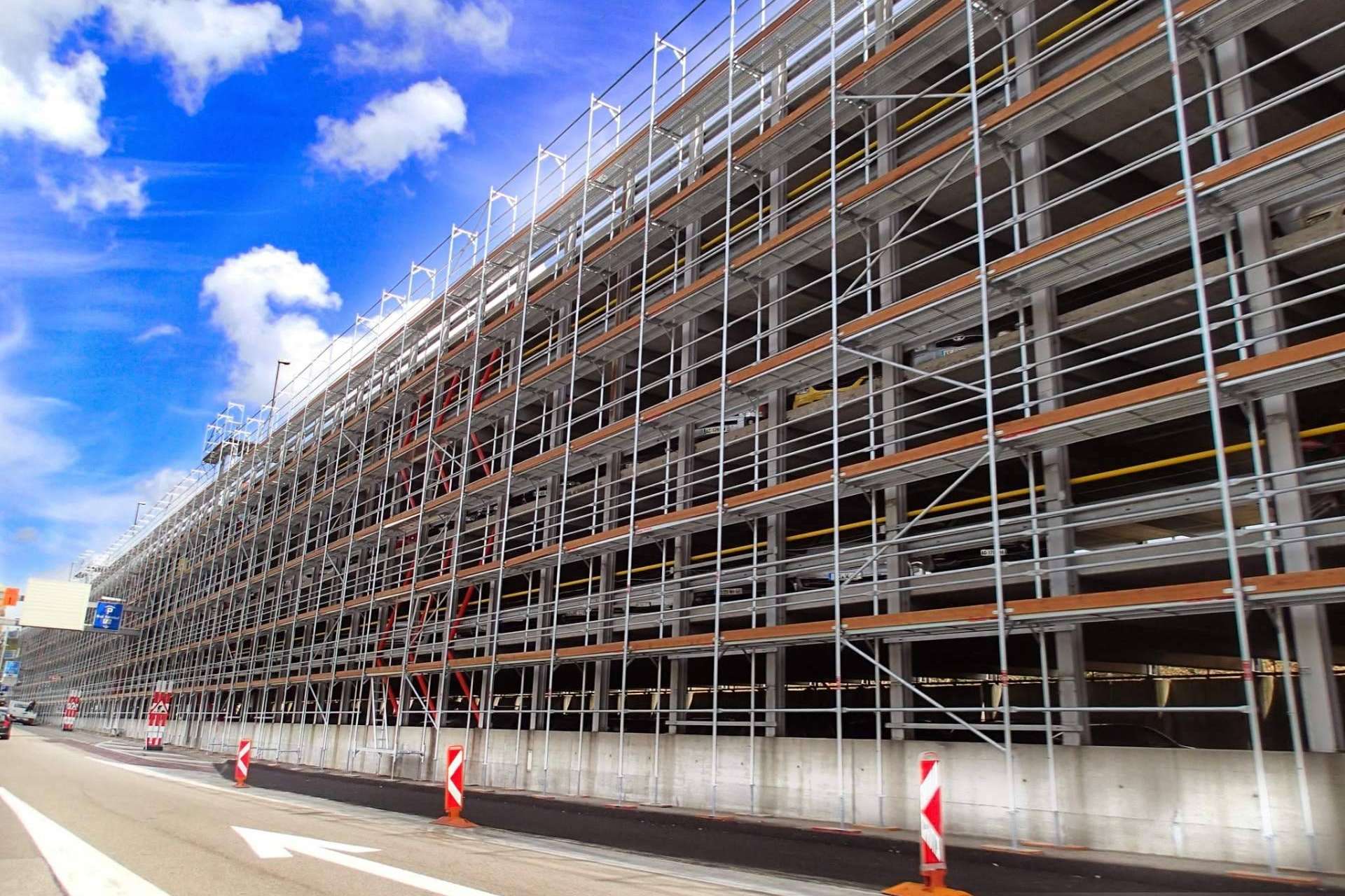 IBERANDAMIOS facilita la logística en el sector de la construcción gracias a sus andamios europeos de acero
