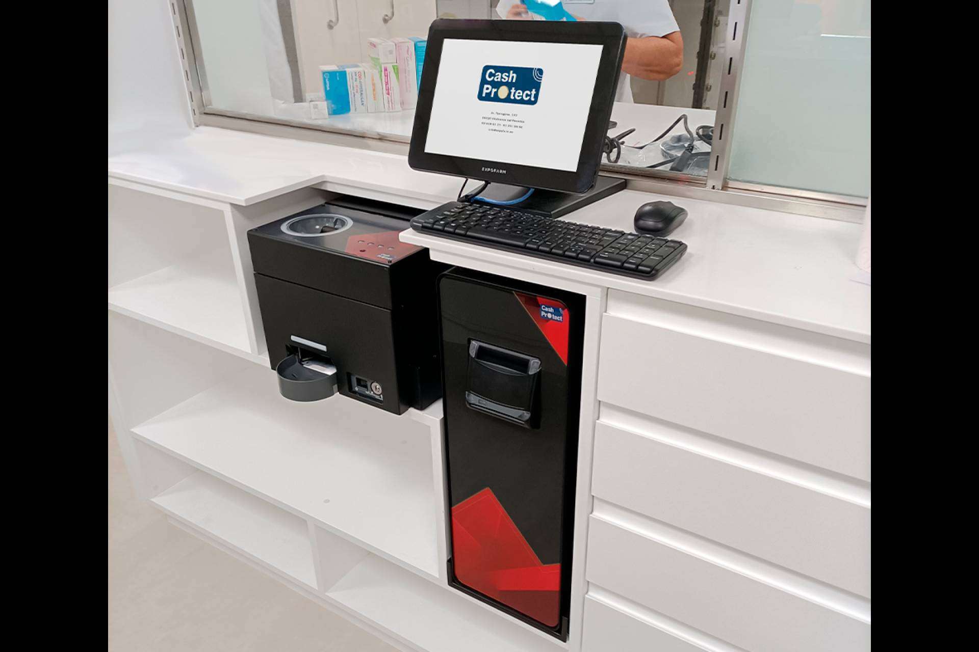 CashProtect cuenta con máquinas de cobro automático que se adaptan a distintos locales comerciales