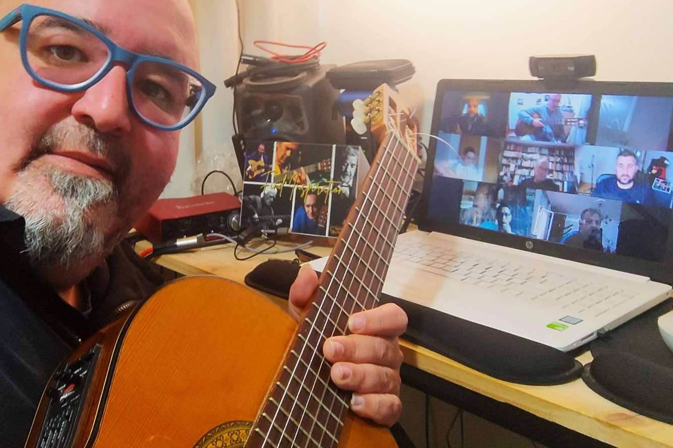 Descubrir el Netflix de la guitarra flamenca. Aprender al propio ritmo con Pedro Vázquez