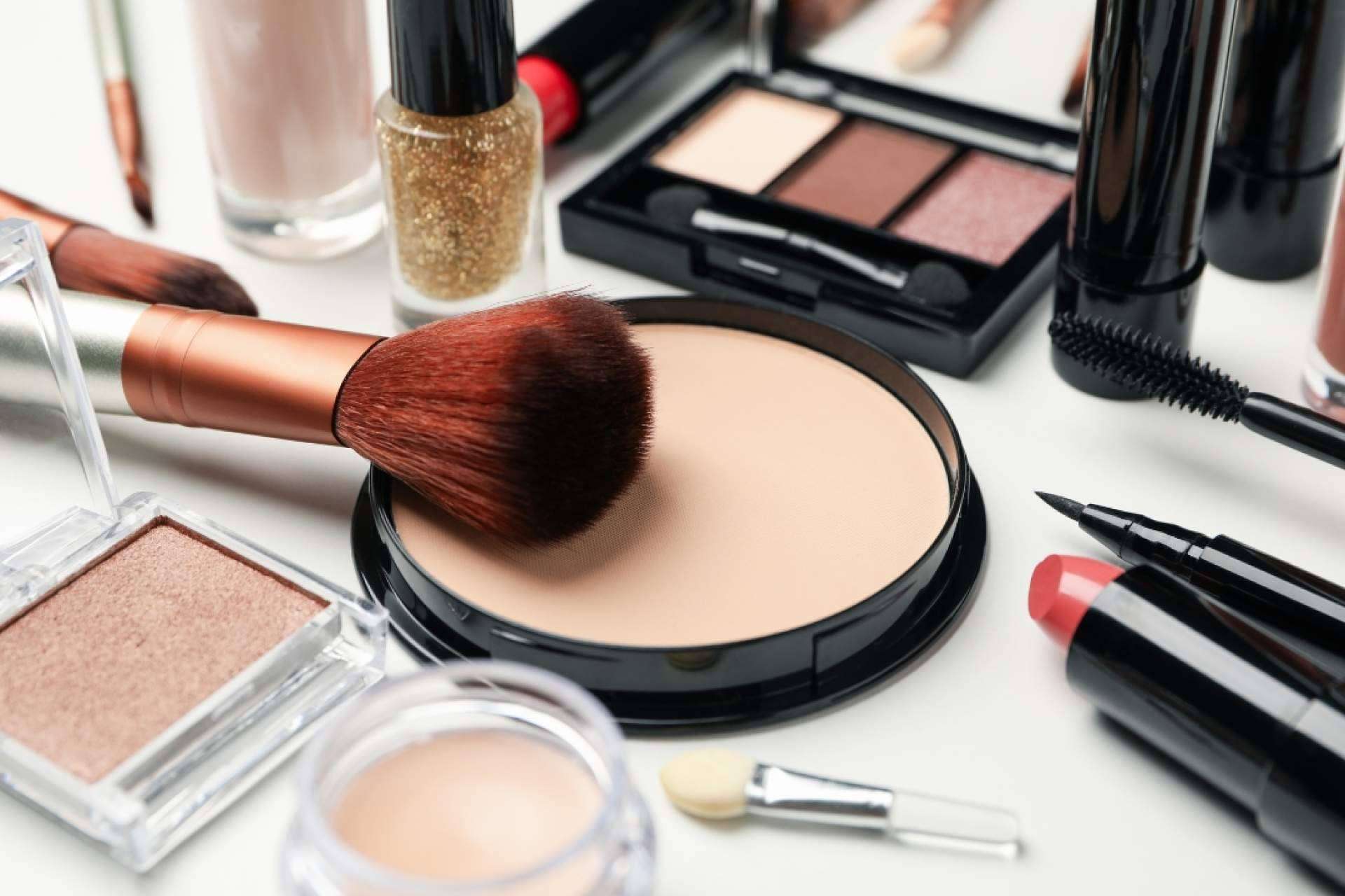 AllZone sigue ampliando su catálogo con la incorporación de nuevas categorías como la de cosmética