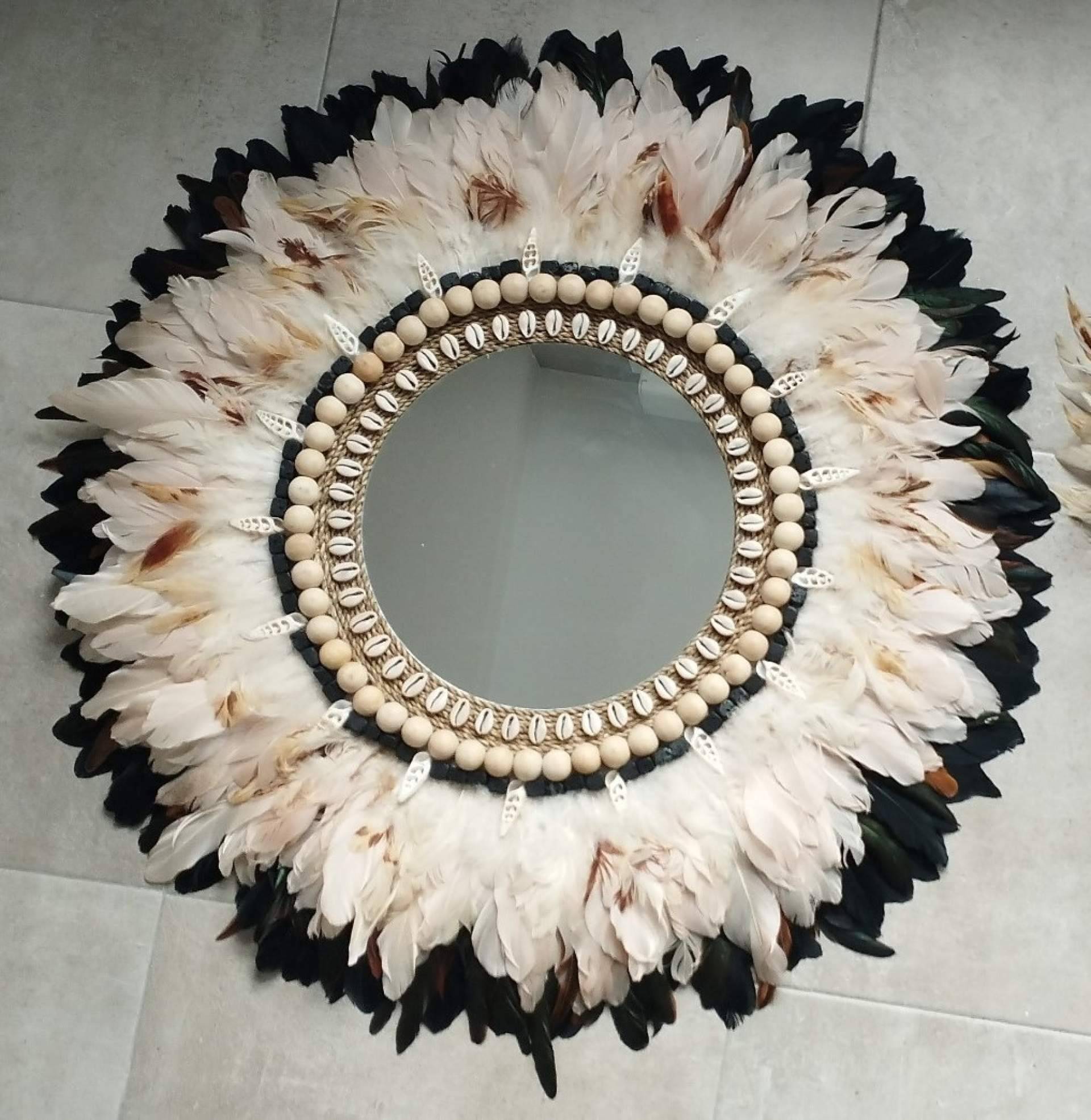 Espejos de plumas de Bali Jewels, decoración natural y artesanal para el hogar