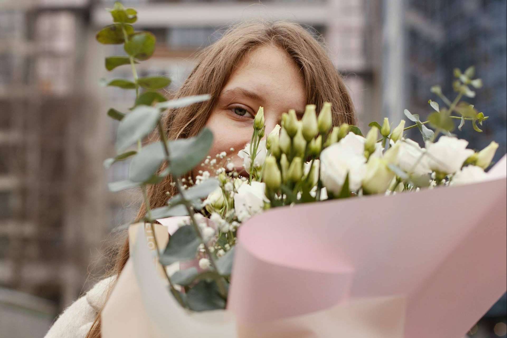 Flores a domicilio, la forma más elegante de expresar gratitud con teleROSA
