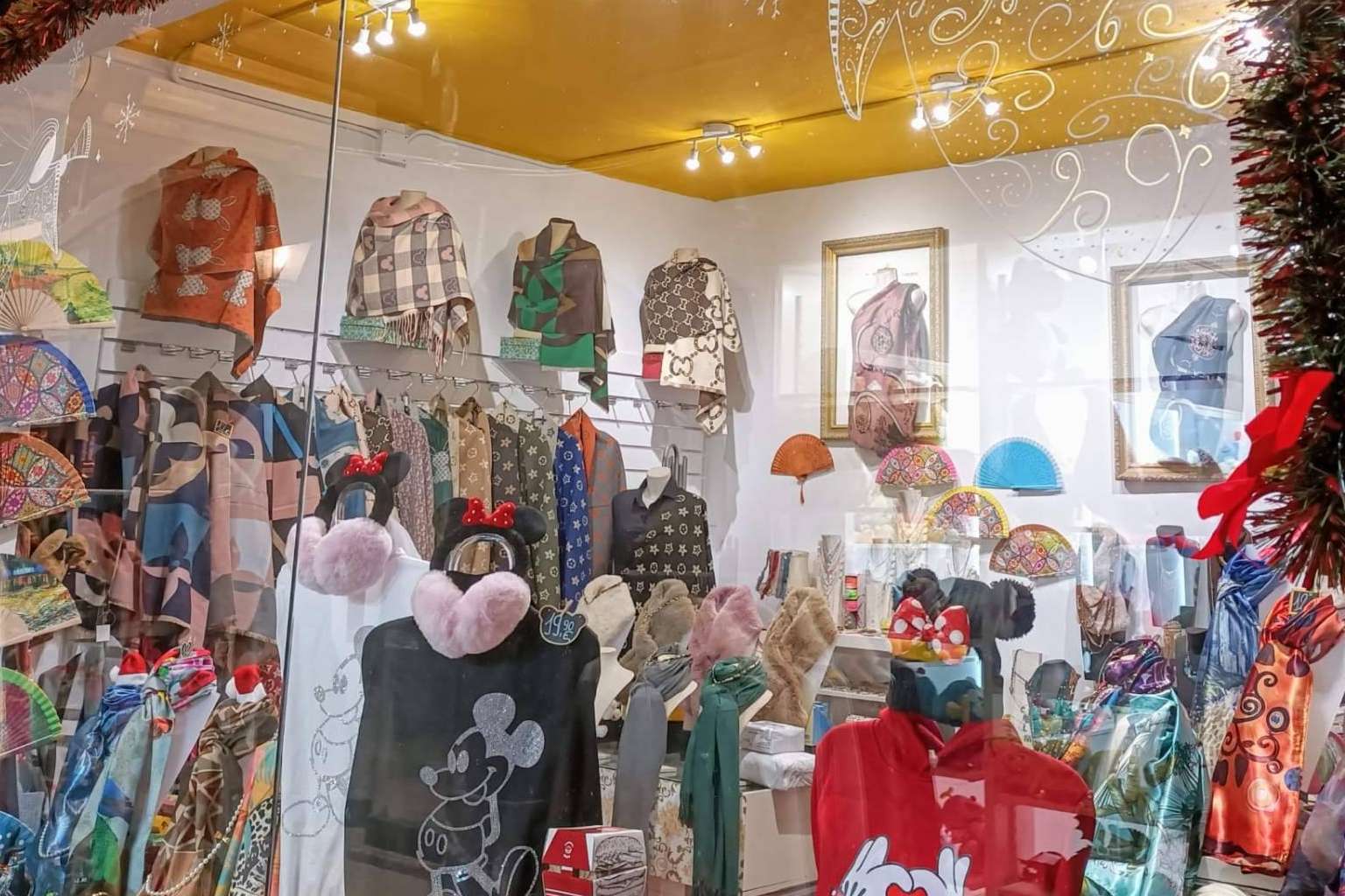 Galerías Maldà recupera el pulso con nuevos emprendedores y negocios únicos, como Mathom