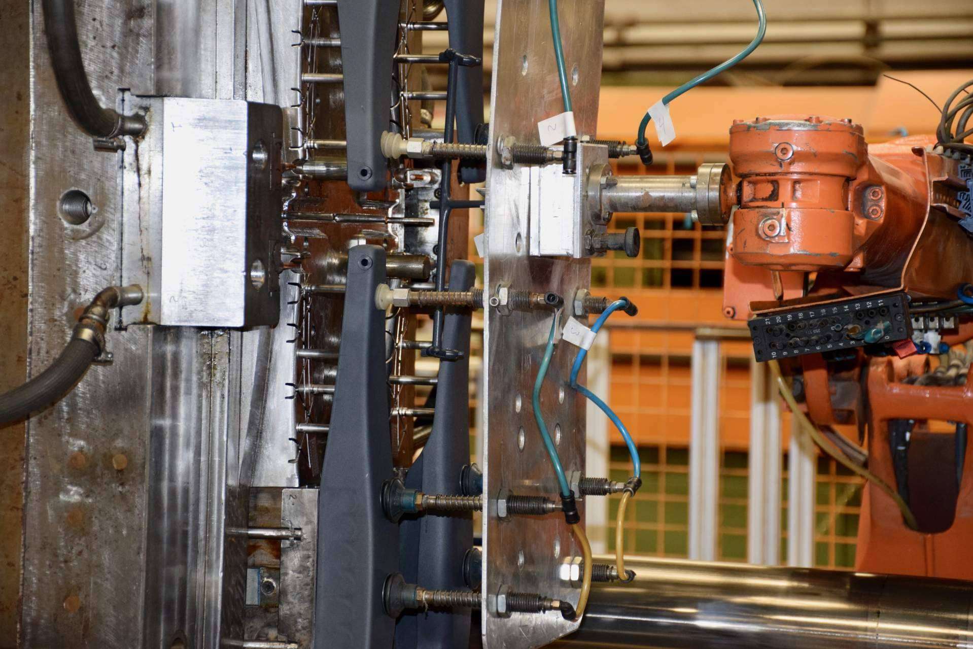 Cómo la inyección de termoplásticos impulsa la eficiencia en productos industriales