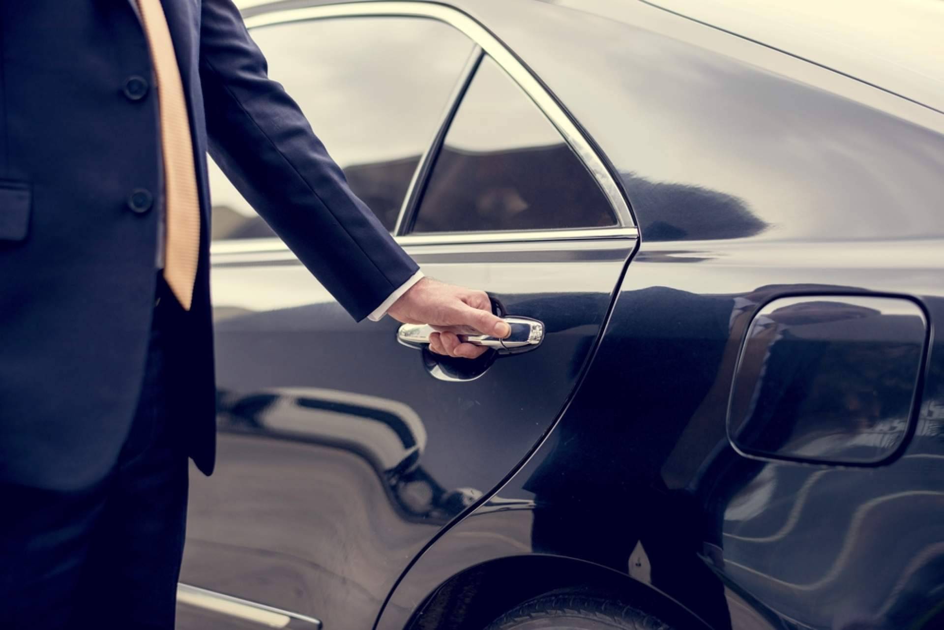 Alquiler de coches y traslados privados en Canarias con la garantía de Canarias.com