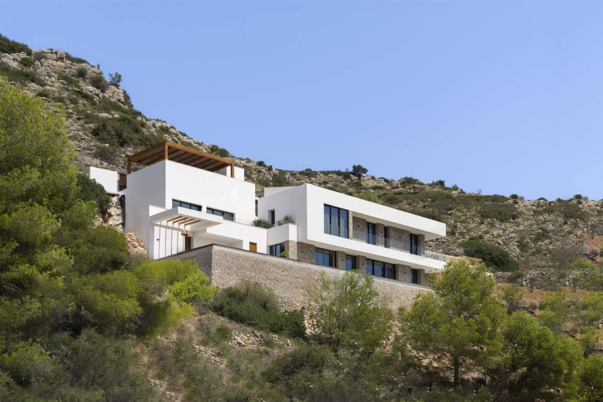 Arquitectura contemporánea con sensibilidad mediterránea, el sello de Raúl García Studio
