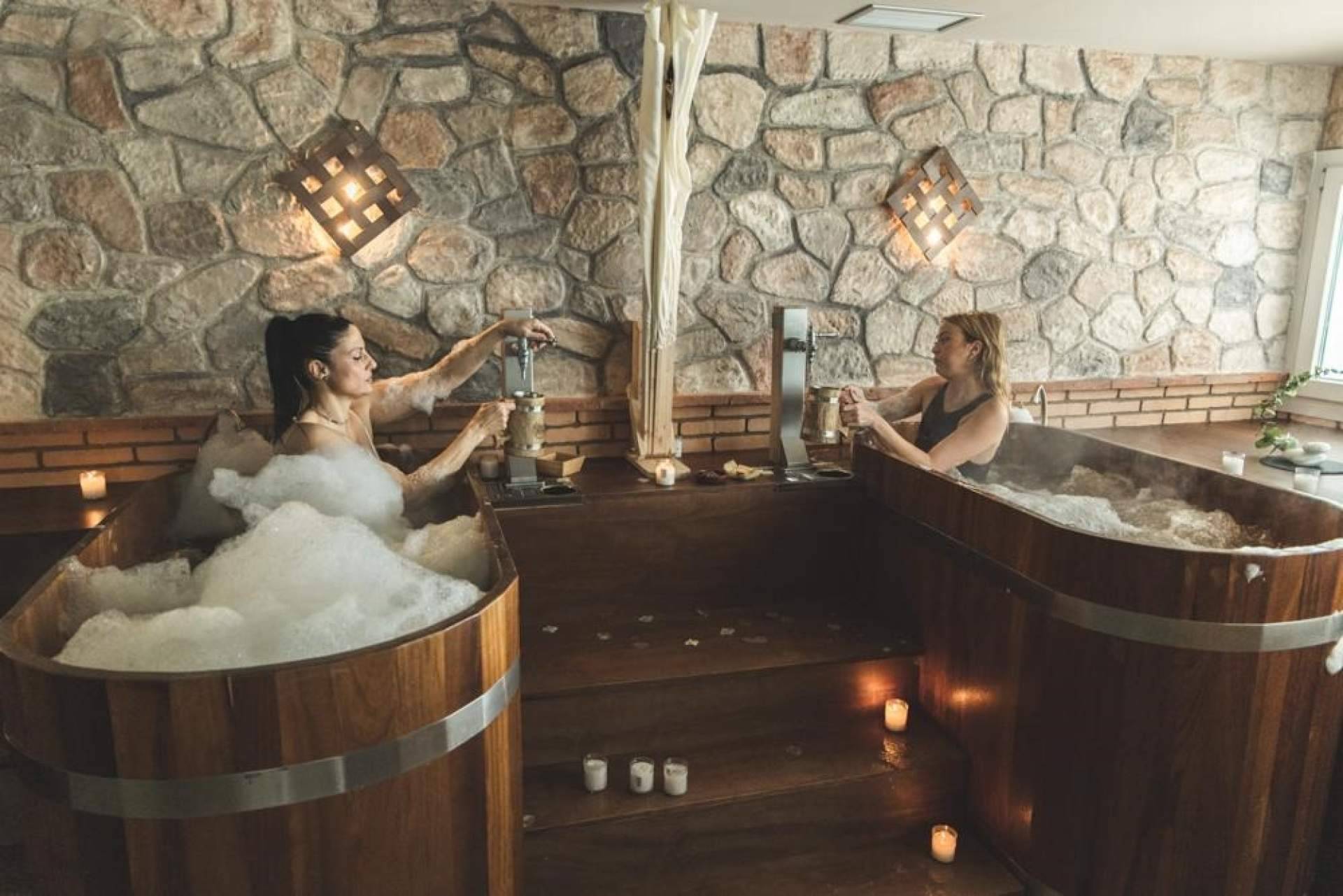 Beer Spa lanza su bono regalo experiencia; un plan navideño diferente para parejas en busca de desconexión