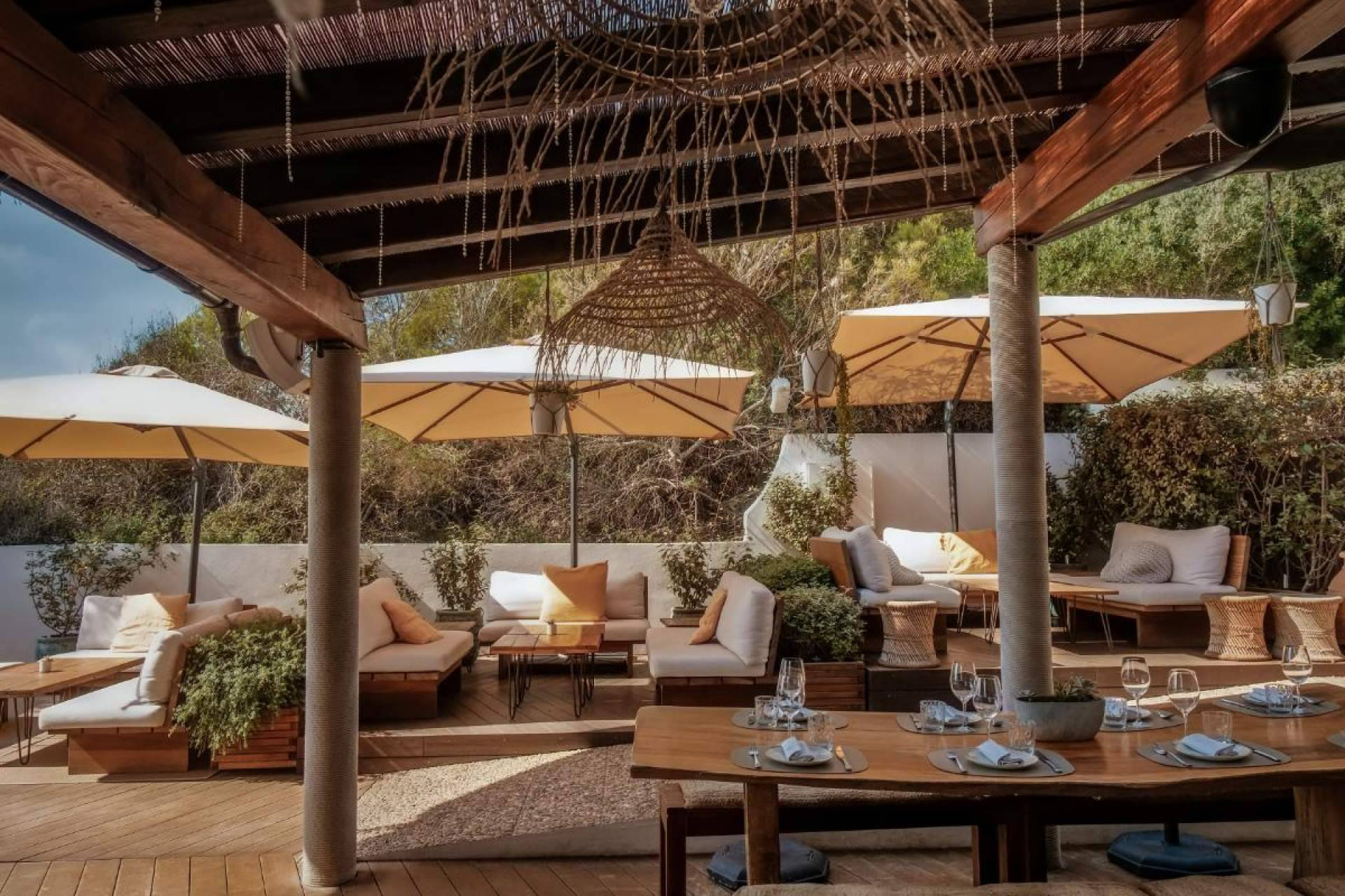 Aiyanna inaugura temporada y se posiciona como restaurante en Ibiza de referencia para lujo y bienestar